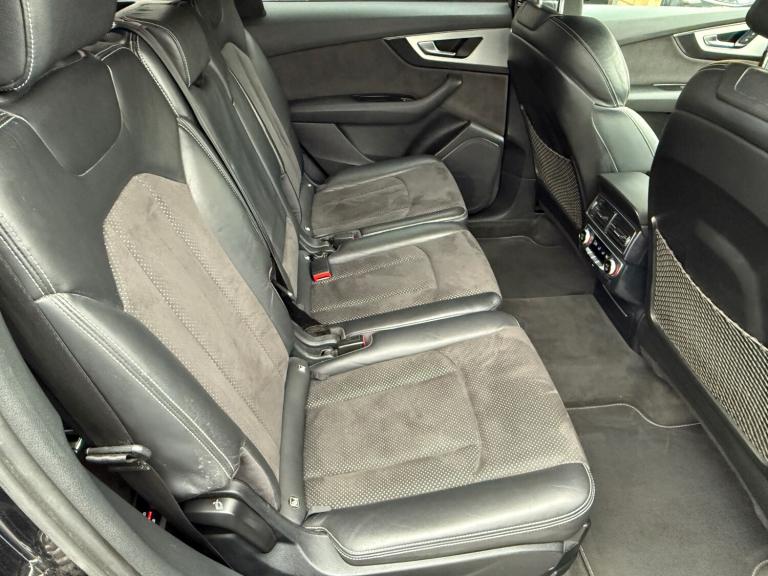 ** MUST SEE ** 2016 (65) Audi Q7 3.0 TDI V6 272 Quattro S line Auto 7 seater 4X4