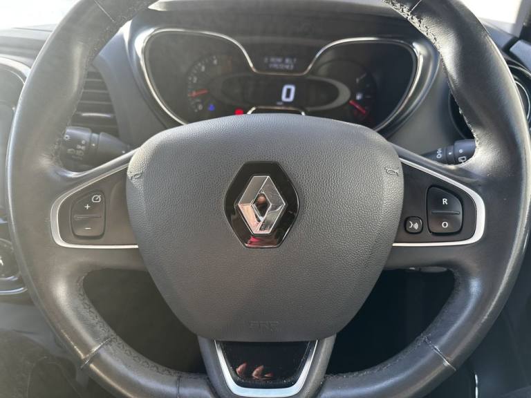 2017 Renault Captur 1.5 dCi 90 Dynamique Nav 5dr HATCHBACK DIESEL Manual