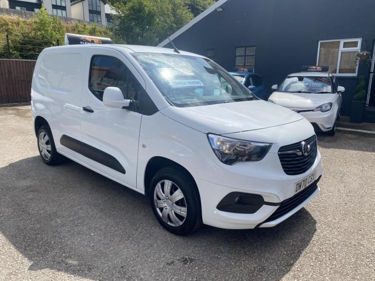 VAUXHALL COMBO 1.5 Turbo D 2300 Sportive 2021