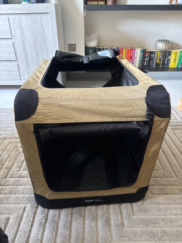 Pet crate - dog, cat, puppy, kitten 