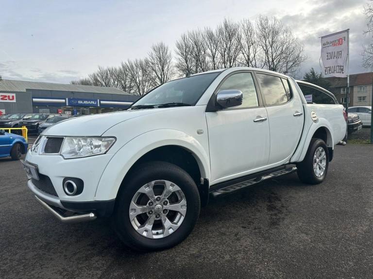 2013 Mitsubishi L200 2.5 DI-D 4X4 BARBARIAN LB DCB 175 BHP PICKUP Diesel Manual