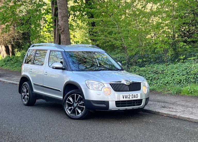 2012 12 SKODA YETI 2.0 TDI URBAN SUV 5DR DIESEL MANUAL EURO 5 (110 PS) DIESEL