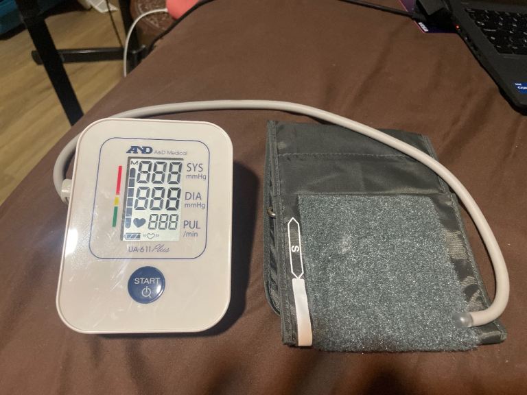 Blood pressure machine £7