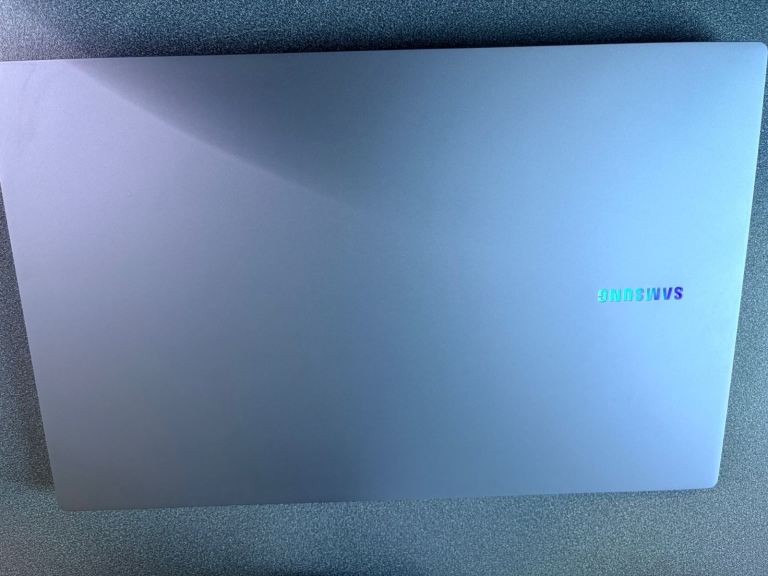 Samsung laptop intel core i3