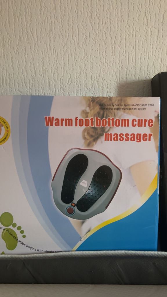 Foot warmer and massager 
