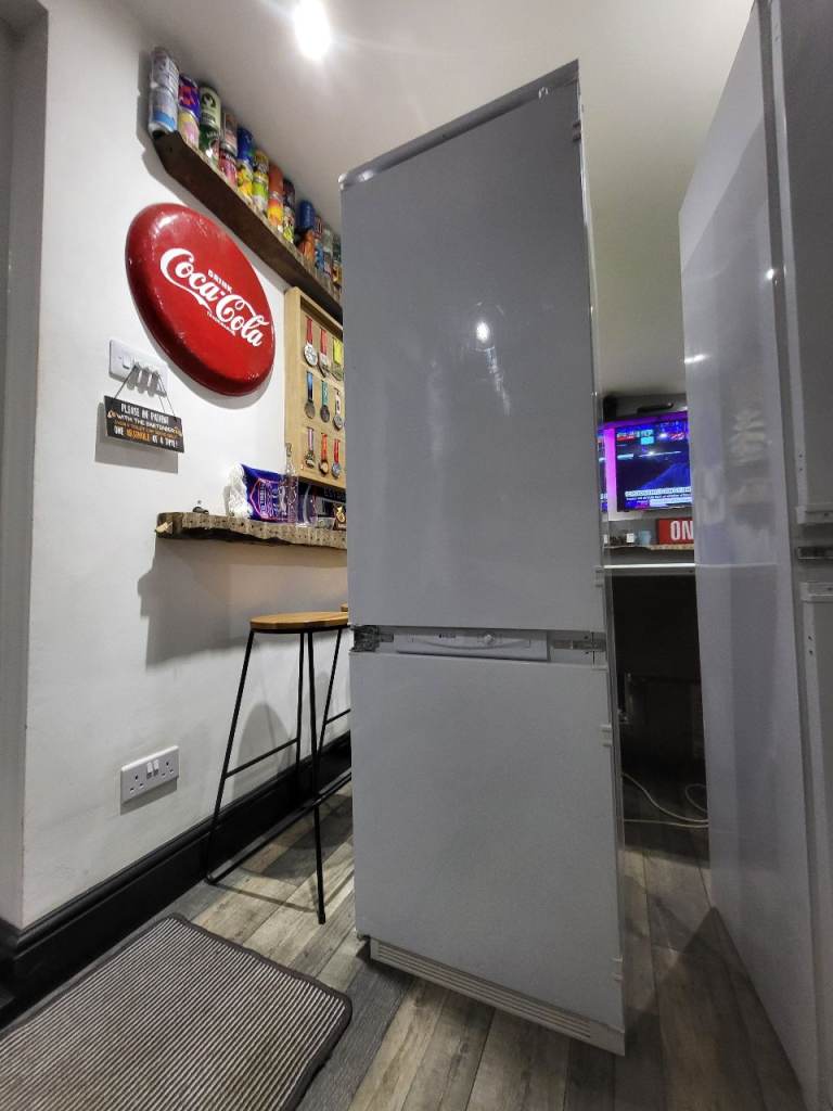 Hotpoint 70/30 split fridge/freezer.
