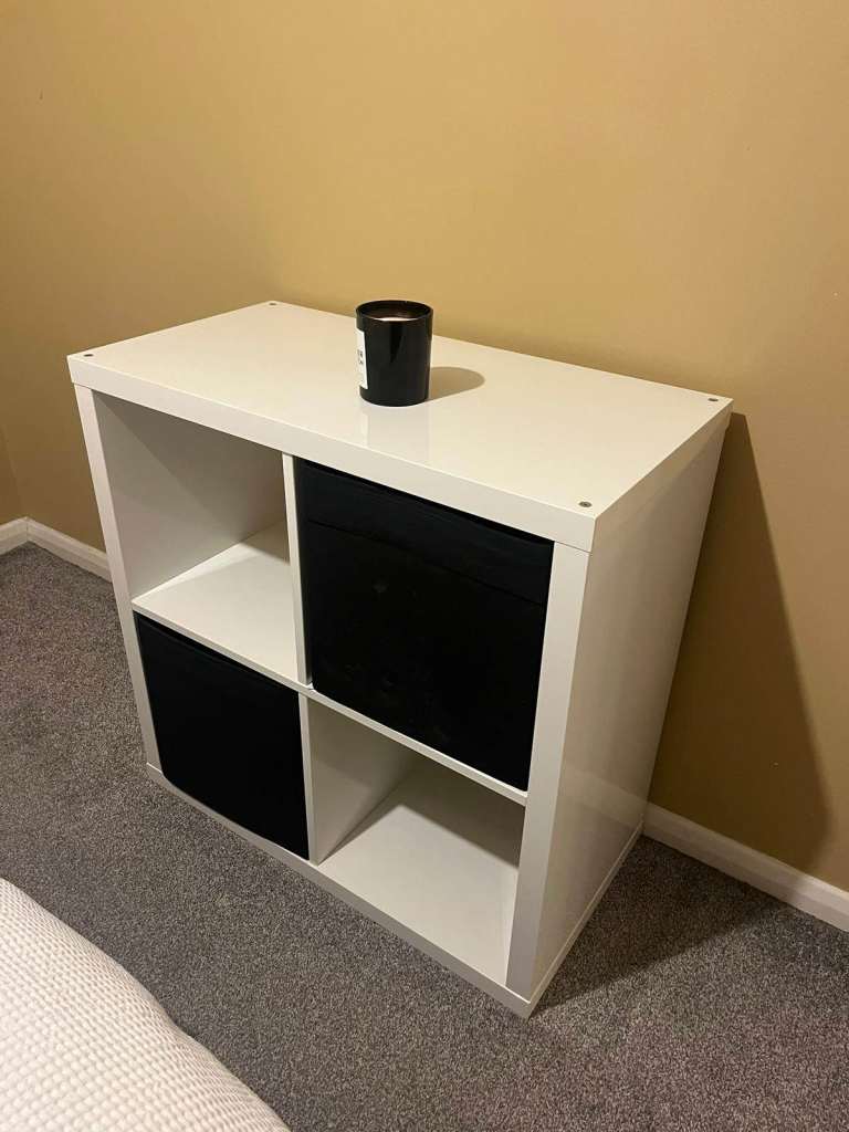 IKEA KALLAX 4 Cube Shelving Unit – High Gloss White – 77x77cm