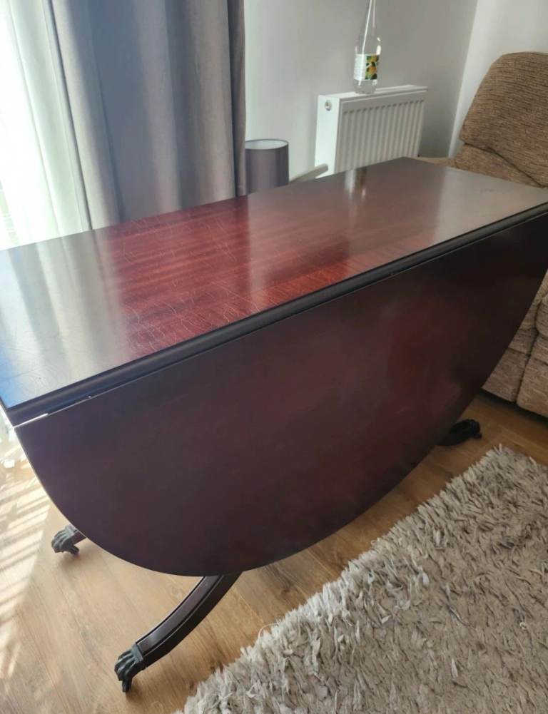 Leafed Foldable Dark Oak Table