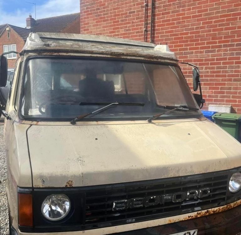 Bedford cf2 1983 camper project