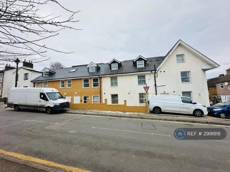 2 bedroom flat in Melville Road, Maidstone, ME15 (2 bed) (#2991818)