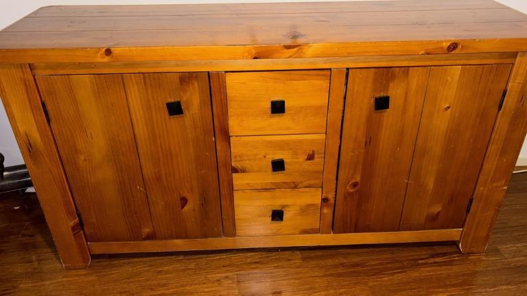 Large wood sideboard 