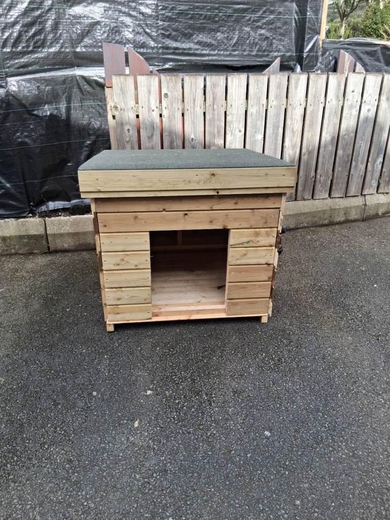 Dog kennels for sale.