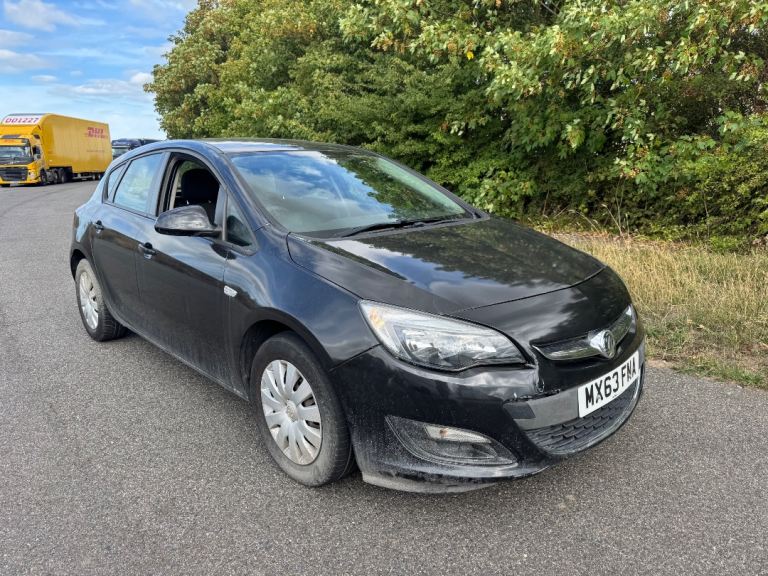 Vauxhall, ASTRA, Hatchback, 2013, Manual, 1398 (cc), 5 doors