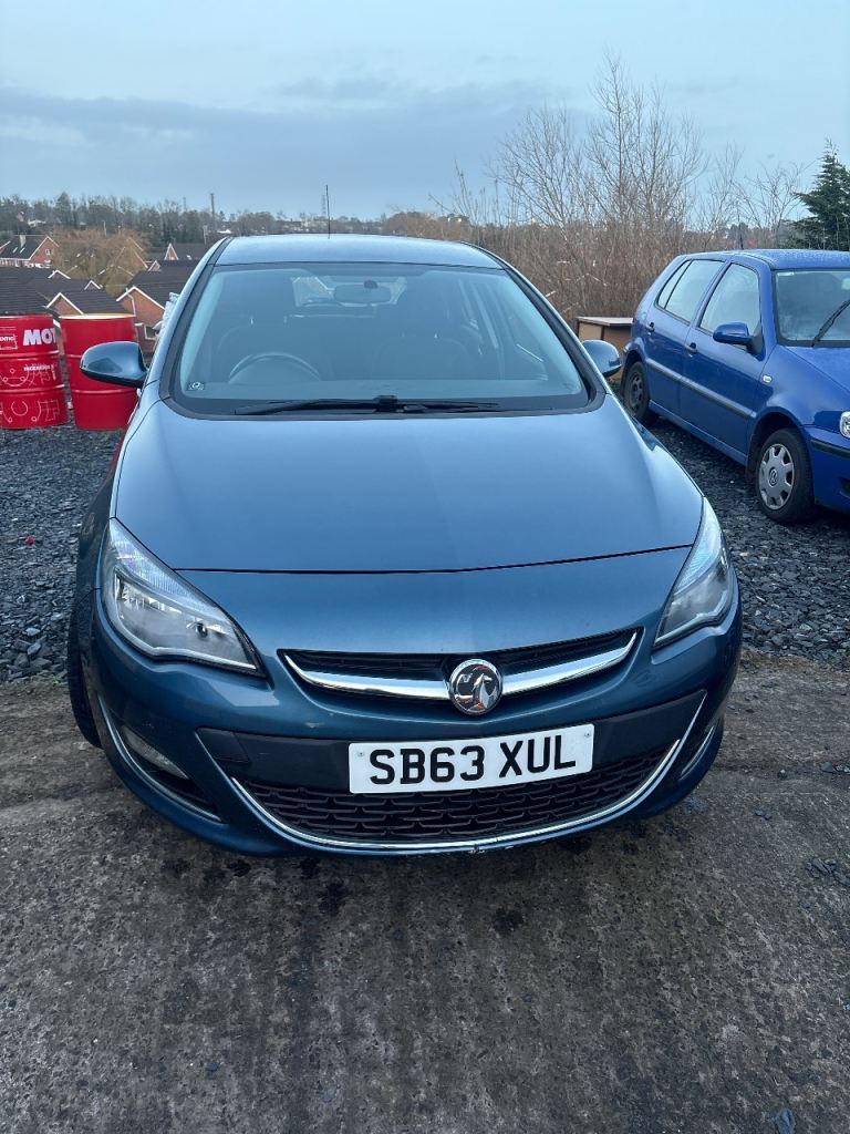 Vauxhall, ASTRA, Hatchback, 2014, Manual, 1598 (cc), 5 doors