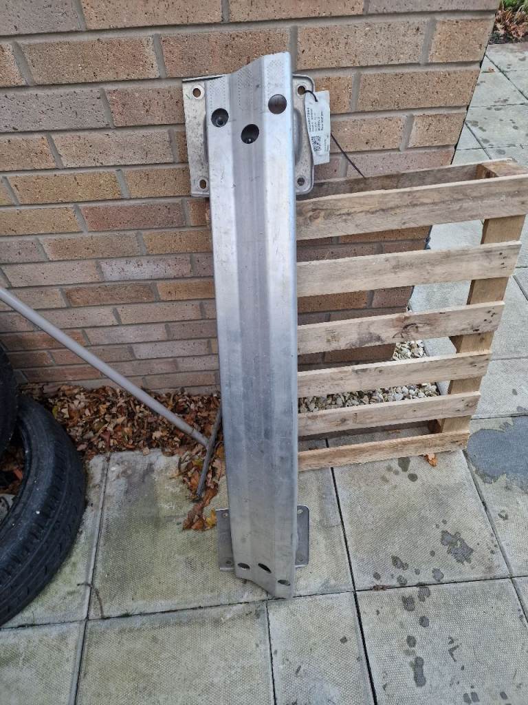 Tesla Model 3 rear crash bar bumper reinforcement