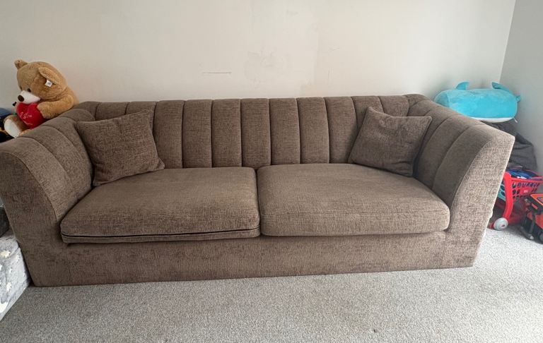 Chesterfield three seater sofa 