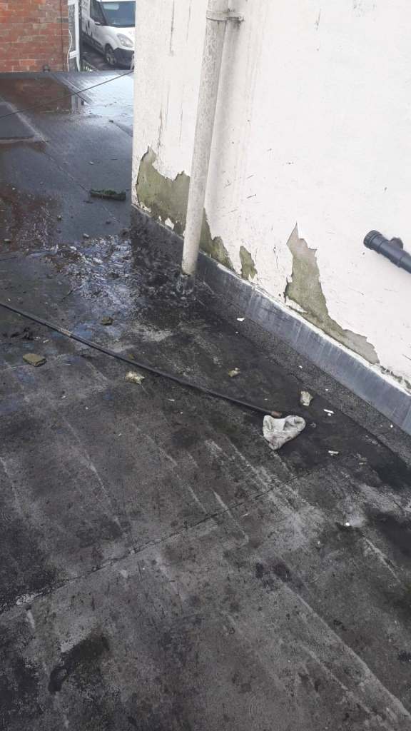 bargain ex pizza shop hood and extractor fan and ducting