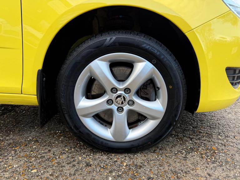 2013 Skoda Fabia 1.2 TSI 105 SE 5dr HATCHBACK Petrol Manual