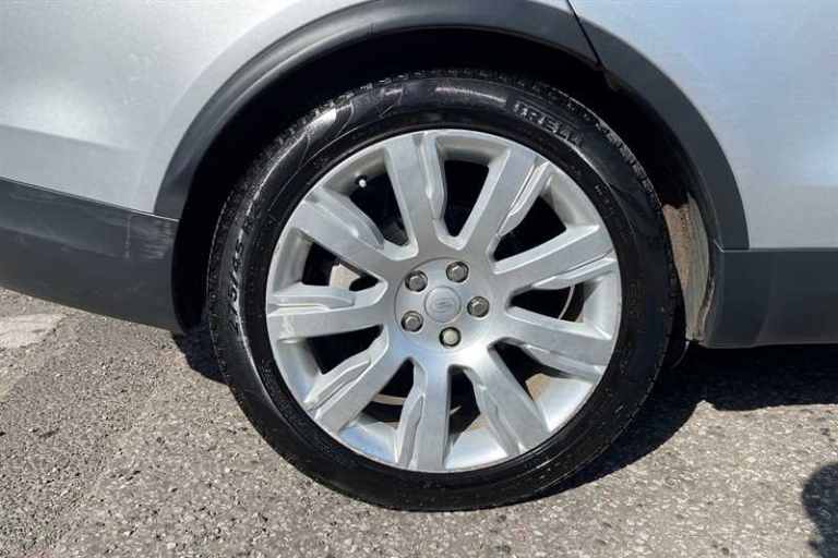 2018 Land Rover Discovery 3.0 TD V6 HSE Luxury SUV 5dr Diesel Auto 4WD Euro 6 (s/s) (258 ps) SUV ...