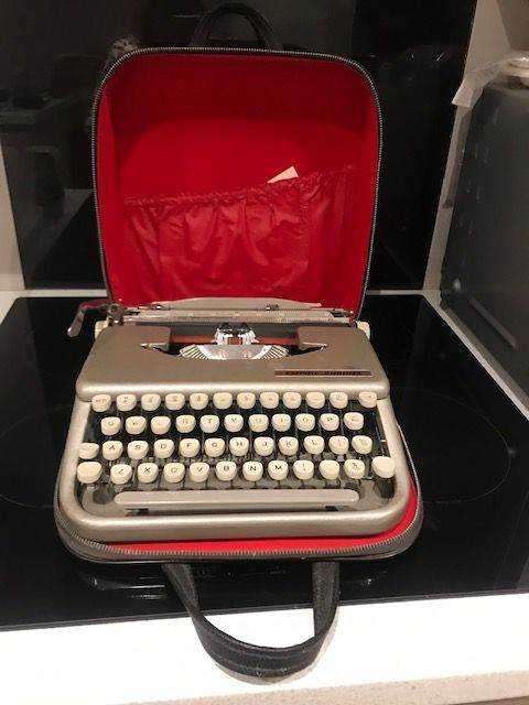 Vintage Empire Corona Collectable Portable Typewriter Early 1960s