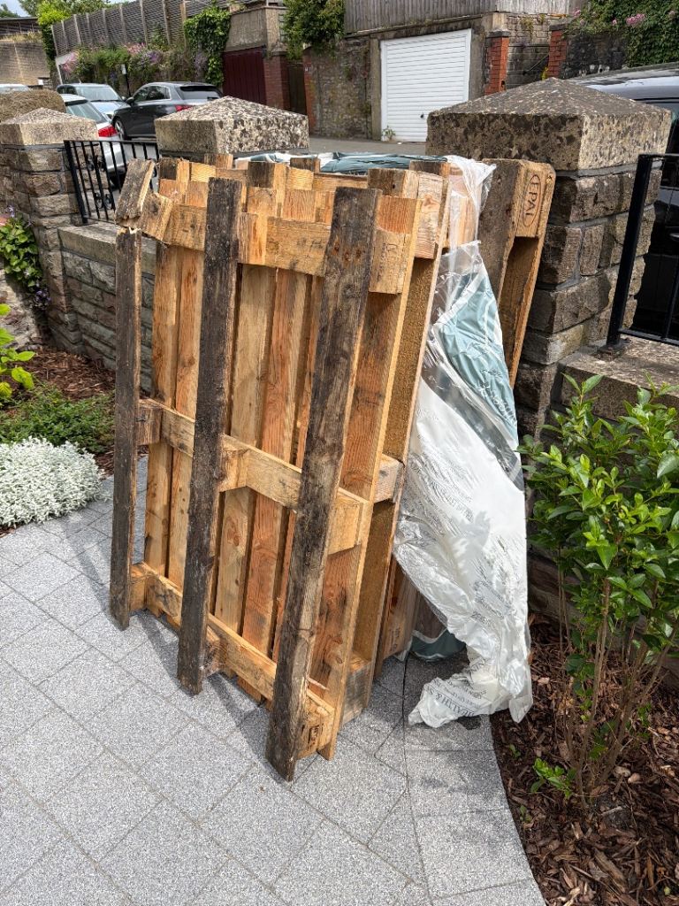 Five pallets - free
