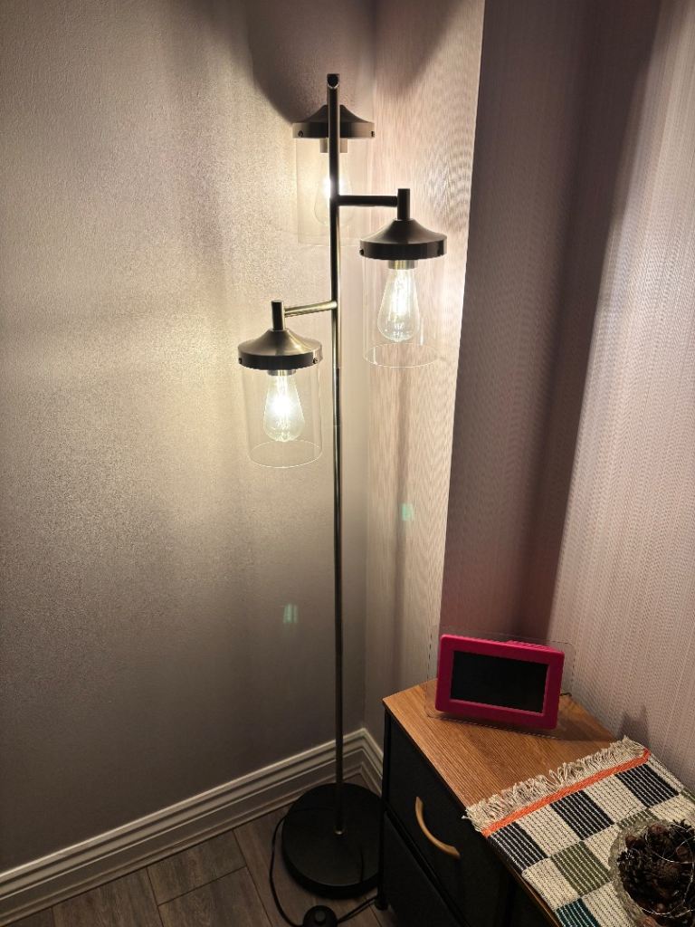Living Room 3 Bulb Modern Lamp