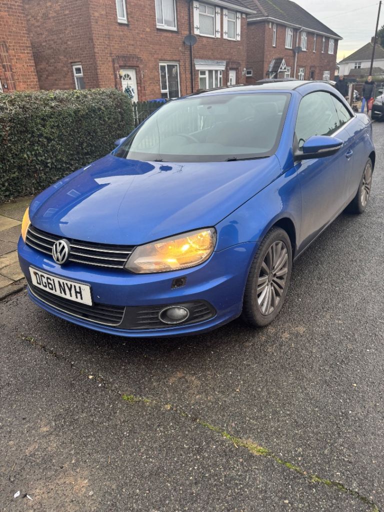 Volkswagen, EOS, Convertible, 2011, Manual, 1968 (cc), 2 doors