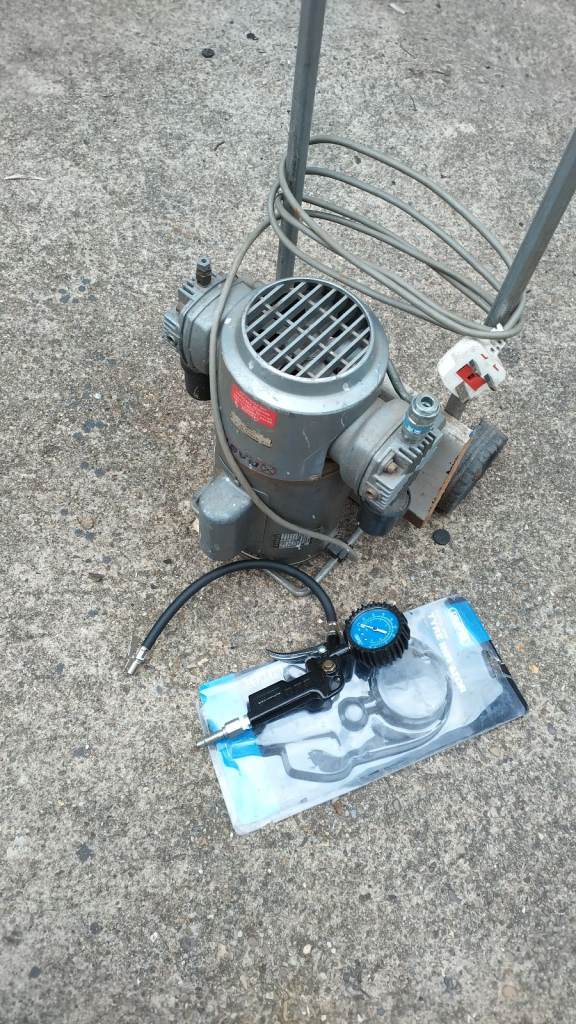 gast tyre inflator pump inflator twin pump 4hcj-10-p50y. free postage 