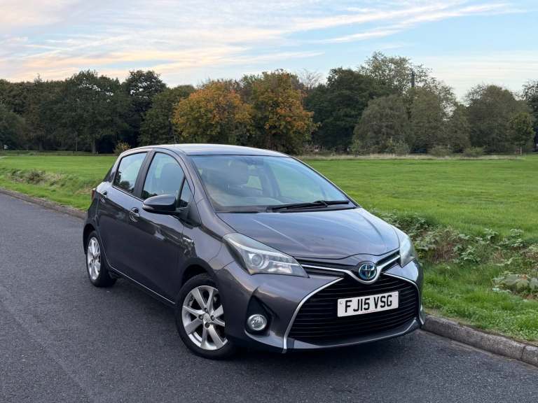 2015 Toyota Yaris 1.5 Hybrid Excel 5dr CVT HATCHBACK Petrol/Electric Hybrid Automatic