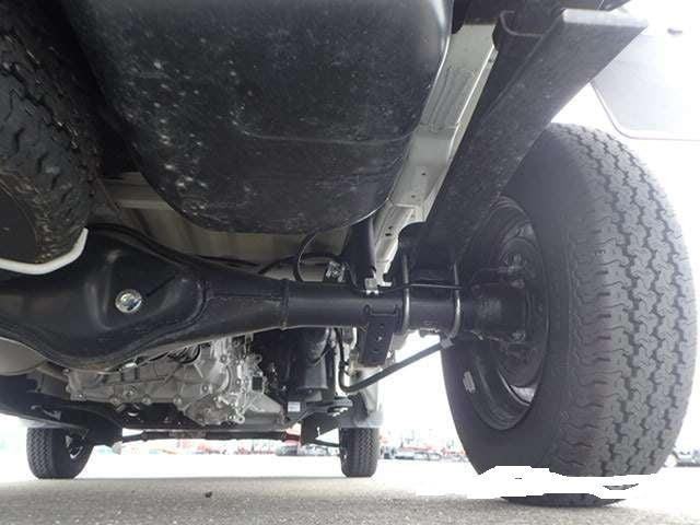 Nissan clipper 660 cc dx 4wd mini pick up only 9 miles japanese import 2024