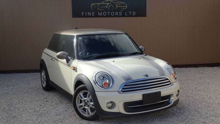 2013 MINI Hatch 1.6 Cooper Hatchback Petrol Automatic