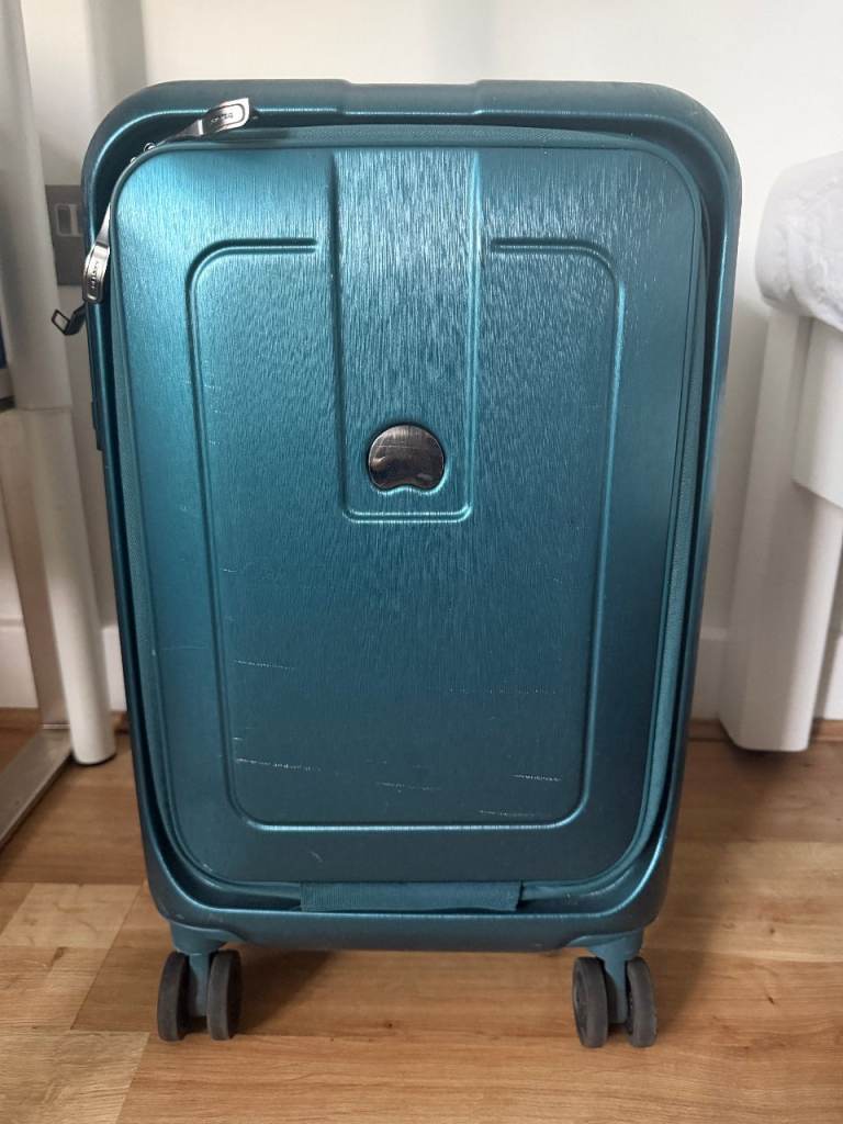 Delsey Helium Shadow 21" Hard Spinner Suitcase extendable CarryOn Green 4 Wheels lugguage