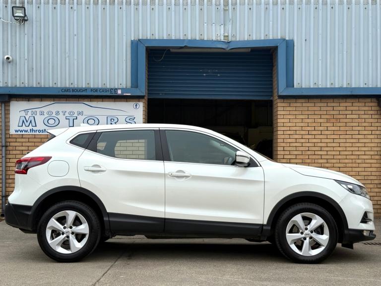 ** GREAT VALUE ** 2018 (68) Nissan Qashqai 1.5 dCi Acenta Premium 5 dr hatchback