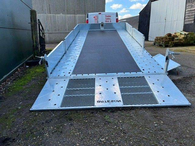 BATESON Hydraulic Tilt Platform with Ramp, Steel Sides and Winch - PT44