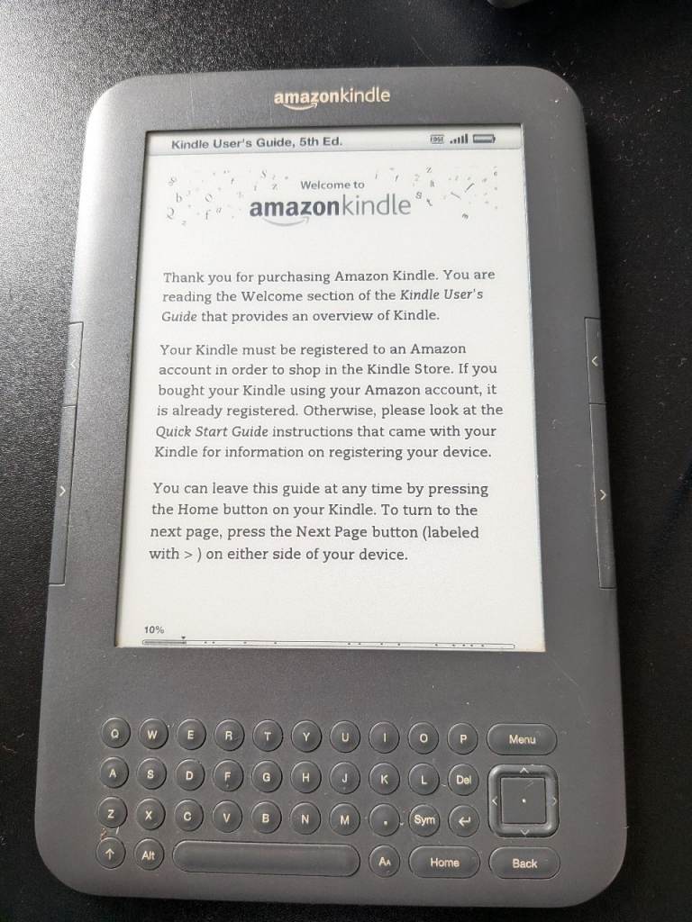 Amazon kindle keyboard ereader books reading 