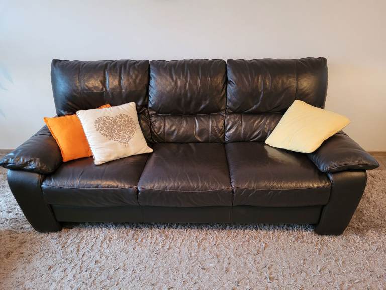 2 and 3 seater black-brown sofas