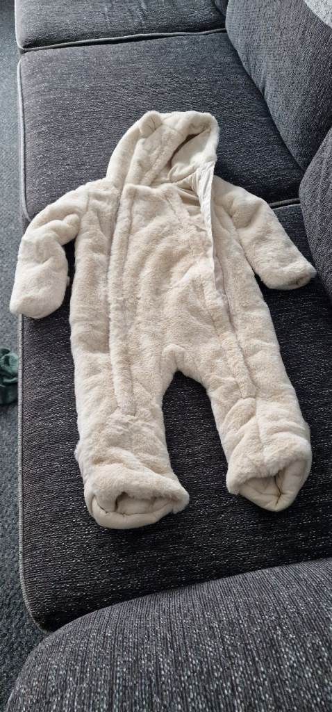 Pram suit 