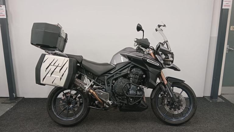 TRIUMPH TIGER EXPLORER ** MOT JULY 2026 - ENGINE BARS - FULL LUGGAGE ** 