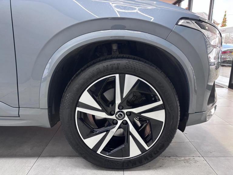 2021 Volvo XC90 2.0 B5 MHEV R-Design Auto 4WD Euro 6 (s/s) 5dr ESTATE Petrol/Electric Hybrid Auto...