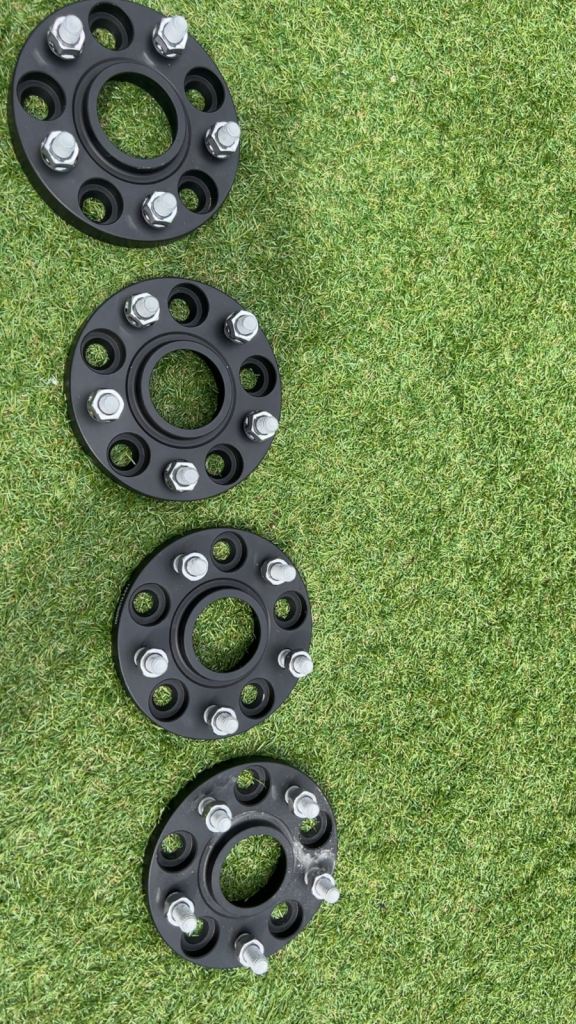 Spacers size 5x114