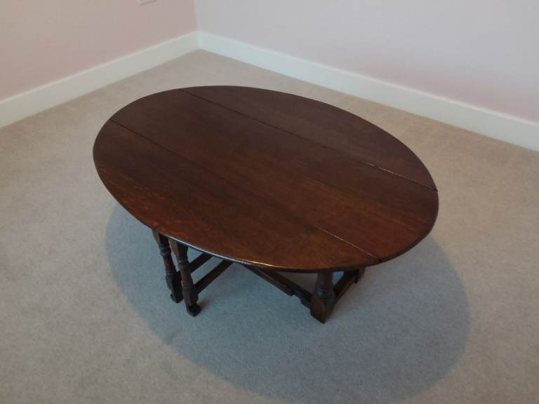 Reproduction oak coffee table