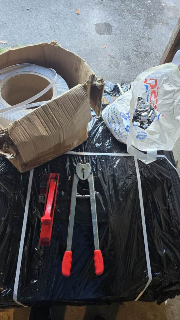 Strapping kits pallet/box wrapping