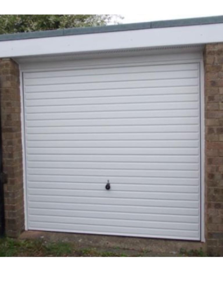 Garage door ( brand new never used ) 7,6” x6,6”