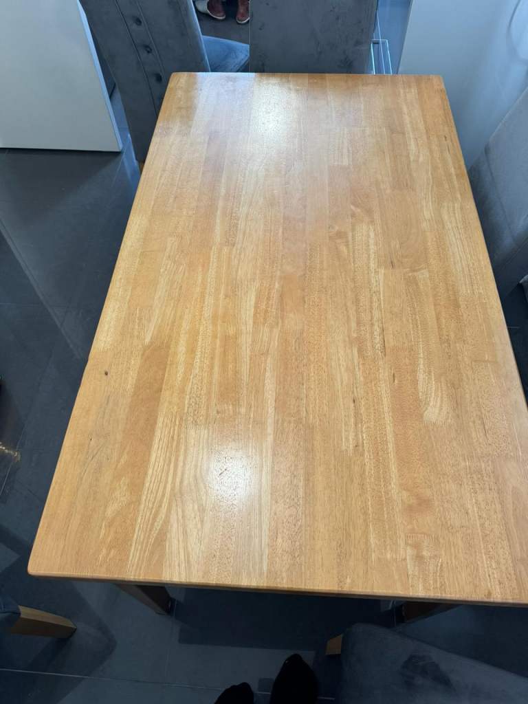 Dinning table