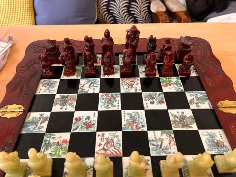 Vintage Chinese-style Chess set
