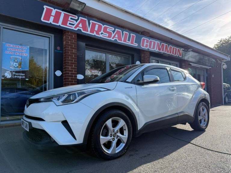2017 17 TOYOTA C-HR 1.8 VVT-H ICON SUV 5DR PETROL HYBRID CVT EURO 6 (S/S) (122 P