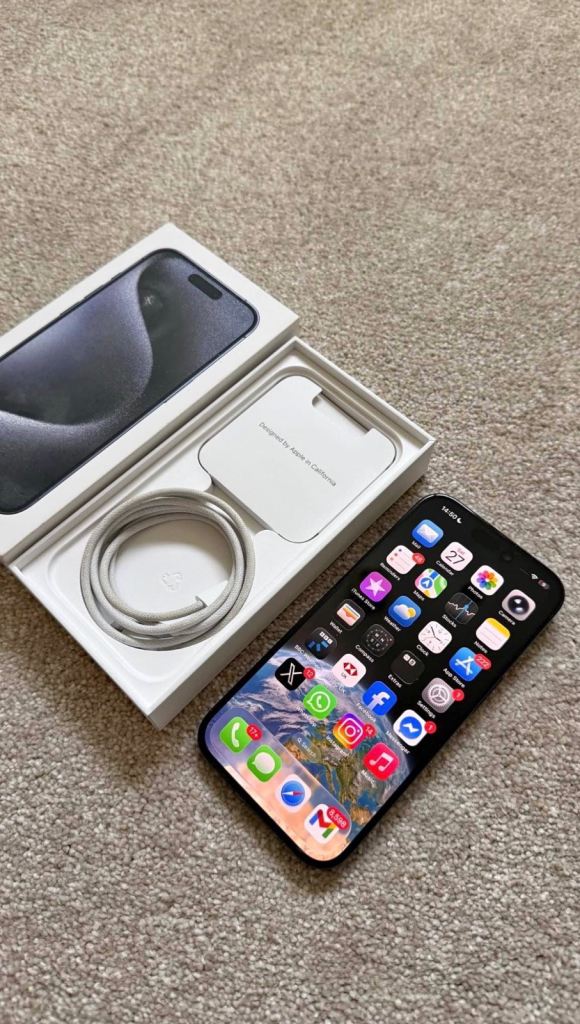 Apple iPhone 15 Pro  - Black 128GB