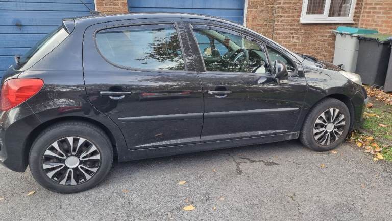 Peugeot, 207 XLS HDI, Hatchback, 2009, 1398 (cc), 5 doors