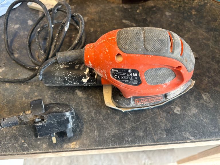 Black and decker mouse sander