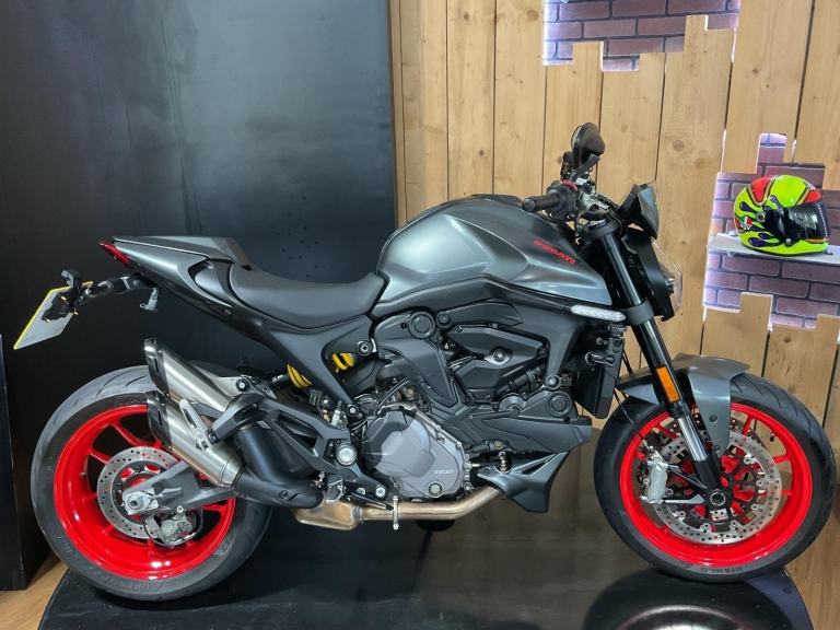 Ducati Monster + Plus 937 2022 Extras! One Owner! Low Miles! FREE UK DELIVERY! 